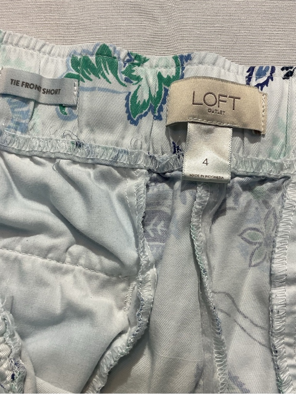 LOFT Outlet Tropical Tie Front Shorts Blue/Gree Floral Print Size 4 Pockets - Picture 6 of 7